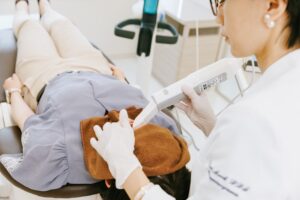 治療中の通院とマウスピースの交換